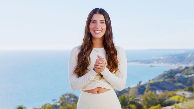 7-Day Beginner Yoga | ALO Wellness Club