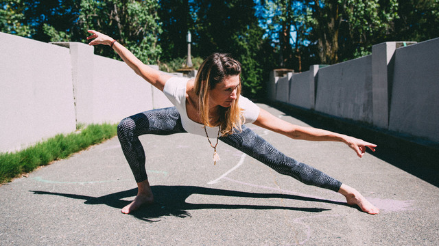 Janet Stone's "Devotion in Motion" Online Video Workouts on ALO Wellness Club