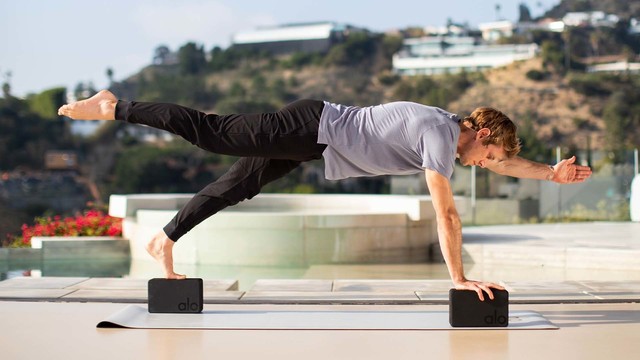 Josh Kramer's "Push & Pull Strength " Online Video Workouts on ALO Wellness Club