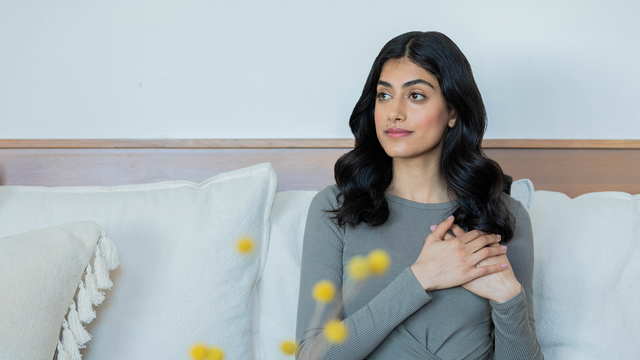 Kirat Randhawa's "Grounding Meditation" Online Video Workouts on ALO Wellness Club