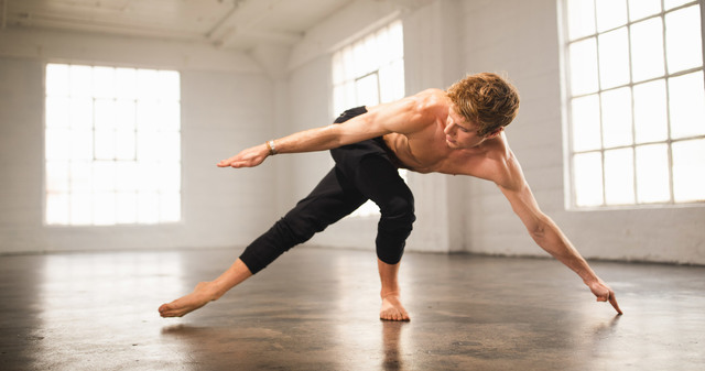 Josh Kramer's "The Challenge" Online Video Workouts on ALO Wellness Club