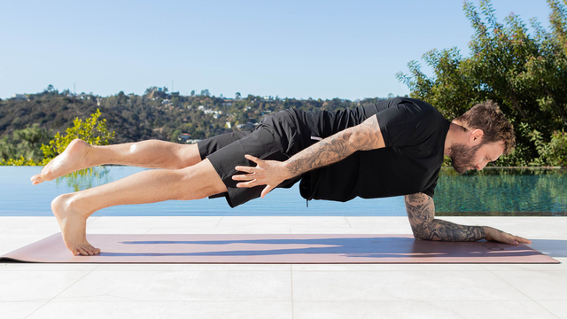 Calvin Corzine's "Balance & Stability Flow" Online Video Workouts on ALO Wellness Club