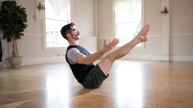 Daniel Scott's "Yoga Basics" Online Video Workouts on ALO Wellness Club