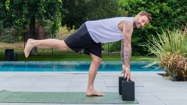 Calvin Corzine's "Sun Sal C Flow " Online Video Workouts on ALO Wellness Club