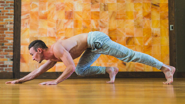 Kevin Hofer's "Primal Strength" Online Video Workouts on ALO Wellness Club