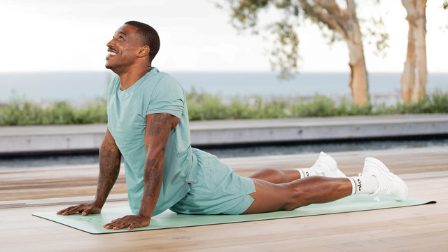 Jacy Cunningham's "Athlete's Stretch" Online Video Workouts on ALO Wellness Club