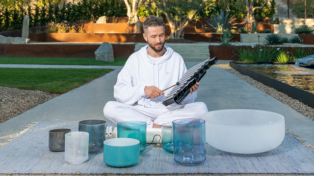 Avery Whitmore's "Bring Peace" Online Video Workouts on ALO Wellness Club