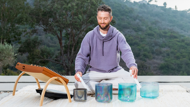 Avery Whitmore's "Root in Peace" Online Video Workouts on ALO Wellness Club