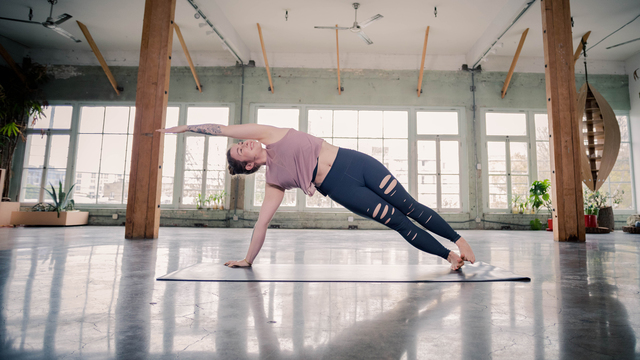 Carling Harps's "Drop In" Online Video Workouts on ALO Wellness Club