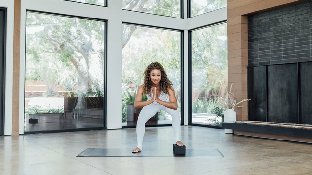 Tela Anderson's "Pilates Magic Circle Challenge" Online Video Workouts on ALO Wellness Club