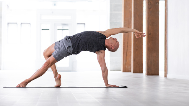 Honza Lafond's "Move to Meditate" Online Video Workouts on ALO Wellness Club