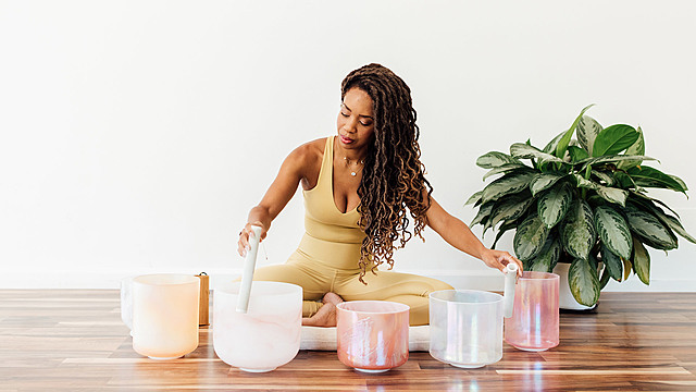 Phyllicia Bonanno's "Growing Within Sound Bath" Online Video Workouts on ALO Wellness Club