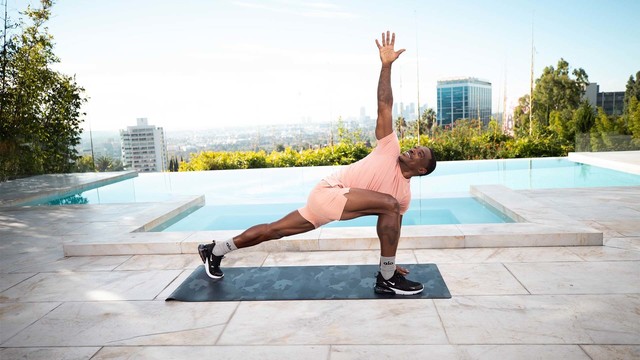 Jacy Cunningham's "10-Minute Hip Stretch for Athletes" Online Video Workouts on ALO Wellness Club