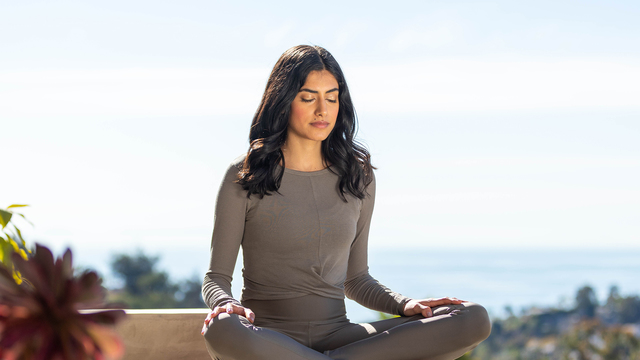 Kirat Randhawa's "Befriend Discomfort" Online Video Workouts on ALO Wellness Club