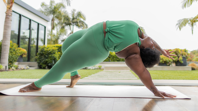 Christa Janine's "Strengthen Your Splits: Flexibility" Online Video Workouts on ALO Wellness Club