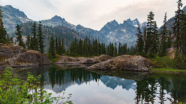 Jackie Stewart's "Pacific Northwest Meditation Journey" Online Video Workouts on ALO Wellness Club