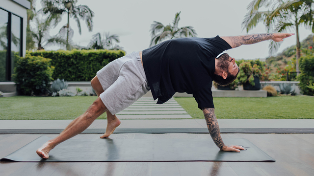Calvin Corzine's "Sunday Reset: Mindful Movement" Online Video Workouts on ALO Wellness Club