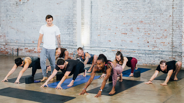 Calvin Corzine's "Funky Flexibility Flow" Online Video Workouts on ALO Wellness Club