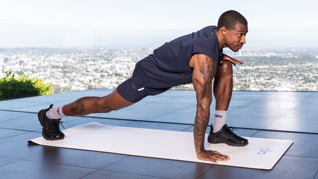 Jacy Cunningham's "Warm Up Stretch Flow" Online Video Workouts on ALO Wellness Club