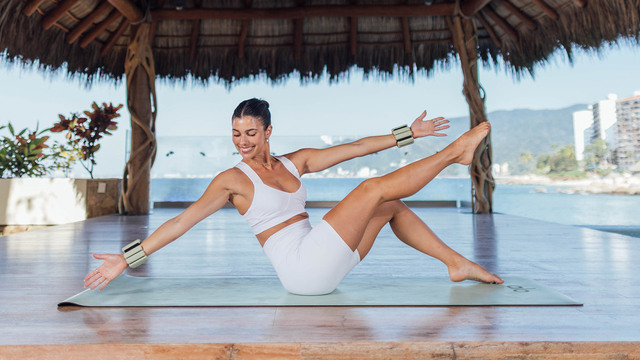 Bianca Wise's "Pilates Oblique Torch  " Online Video Workouts on ALO Wellness Club