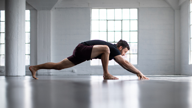 Calvin Corzine's "Yoga For Runners" Online Video Workouts on ALO Wellness Club