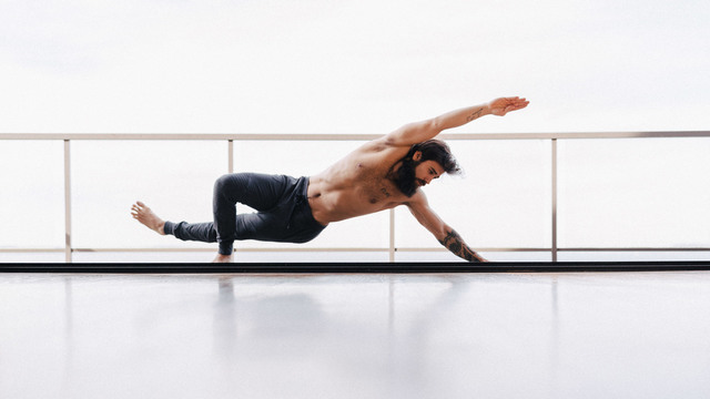 Patrick Beach's "Full Body Strength" Online Video Workouts on ALO Wellness Club