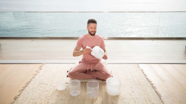 Avery Whitmore's "Light as a Feather" Online Video Workouts on ALO Wellness Club