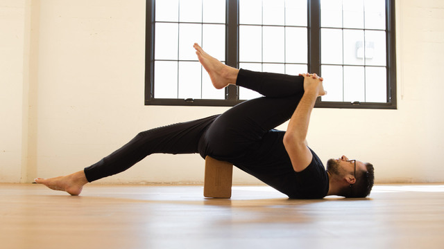 MC YOGI's "In This Moment" Online Video Workouts on ALO Wellness Club