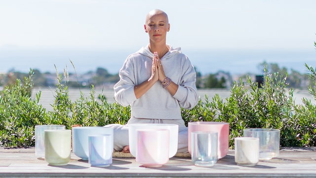 Susy Markoe Schieffelin's "Calm & Clear" Online Video Workouts on ALO Wellness Club