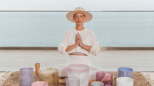 Susy Markoe Schieffelin's "Power Nap Sound Bath" Online Video Workouts on ALO Wellness Club